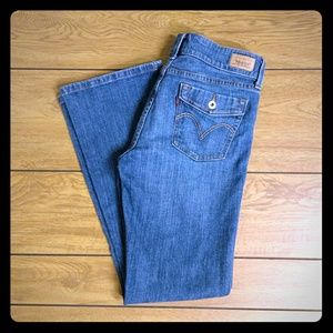 Levi's Slender Boot Cut 526th Jeans Size 8 Medium